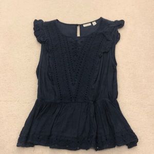 Hinge Top w/Cap Sleeves